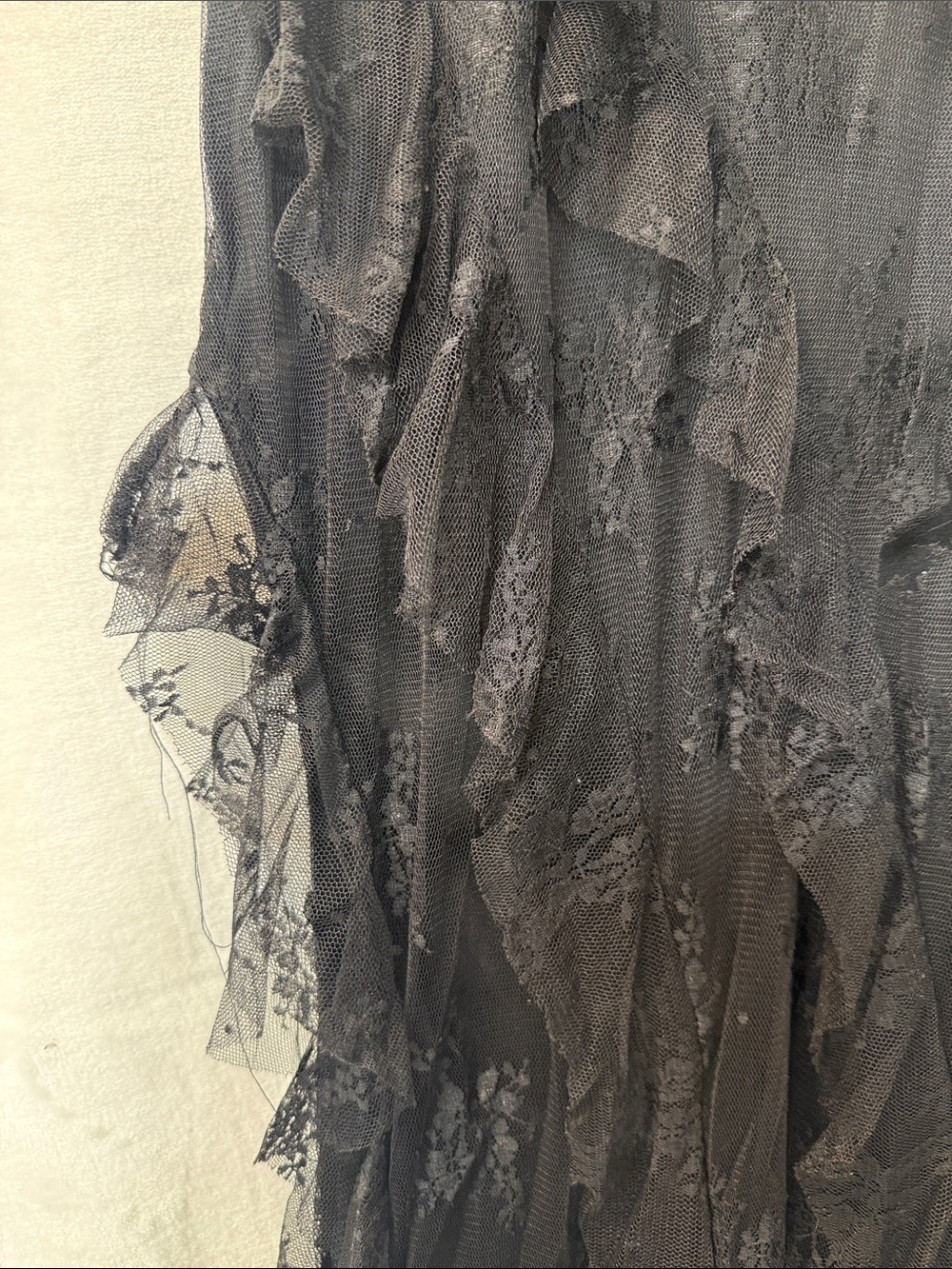 Sincerely Jules Black Garment Label Detail - Picture 3 of 5